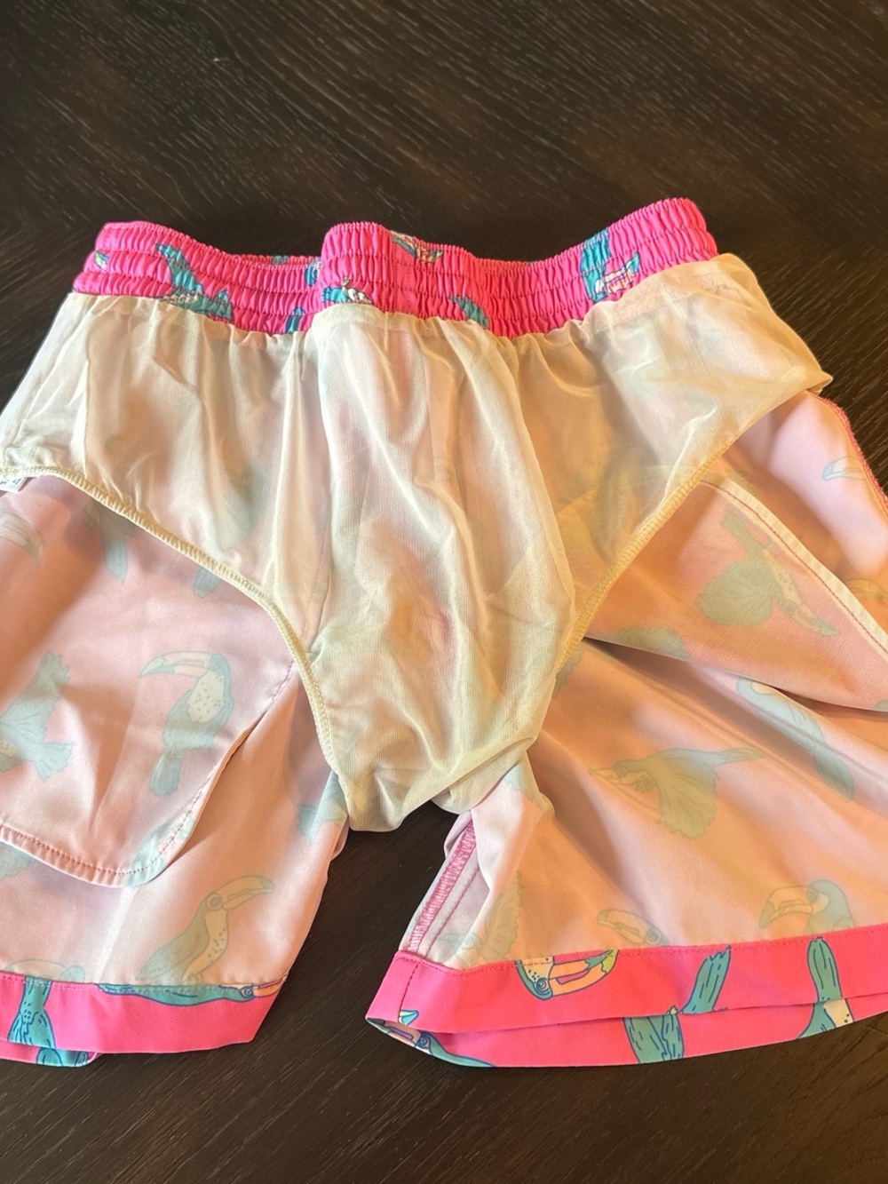 chubbies ToucanPrint Pink Swim Trunks with Teal Accent men’s XS - Picture 4 of 6